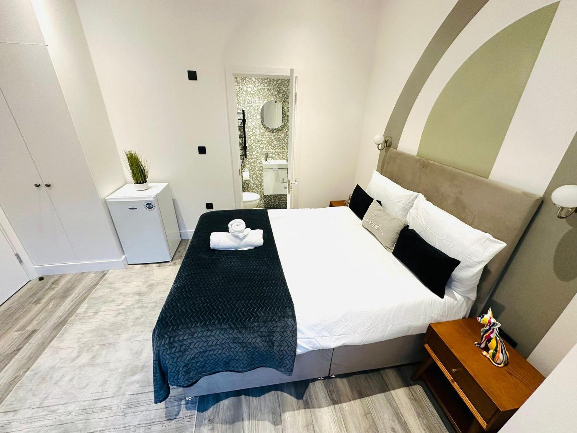 London Beautiful Suites Rooms Top Location Екстериор снимка