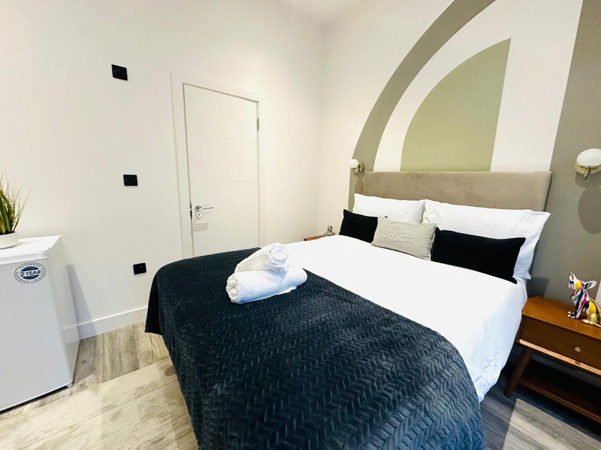 London Beautiful Suites Rooms Top Location Екстериор снимка